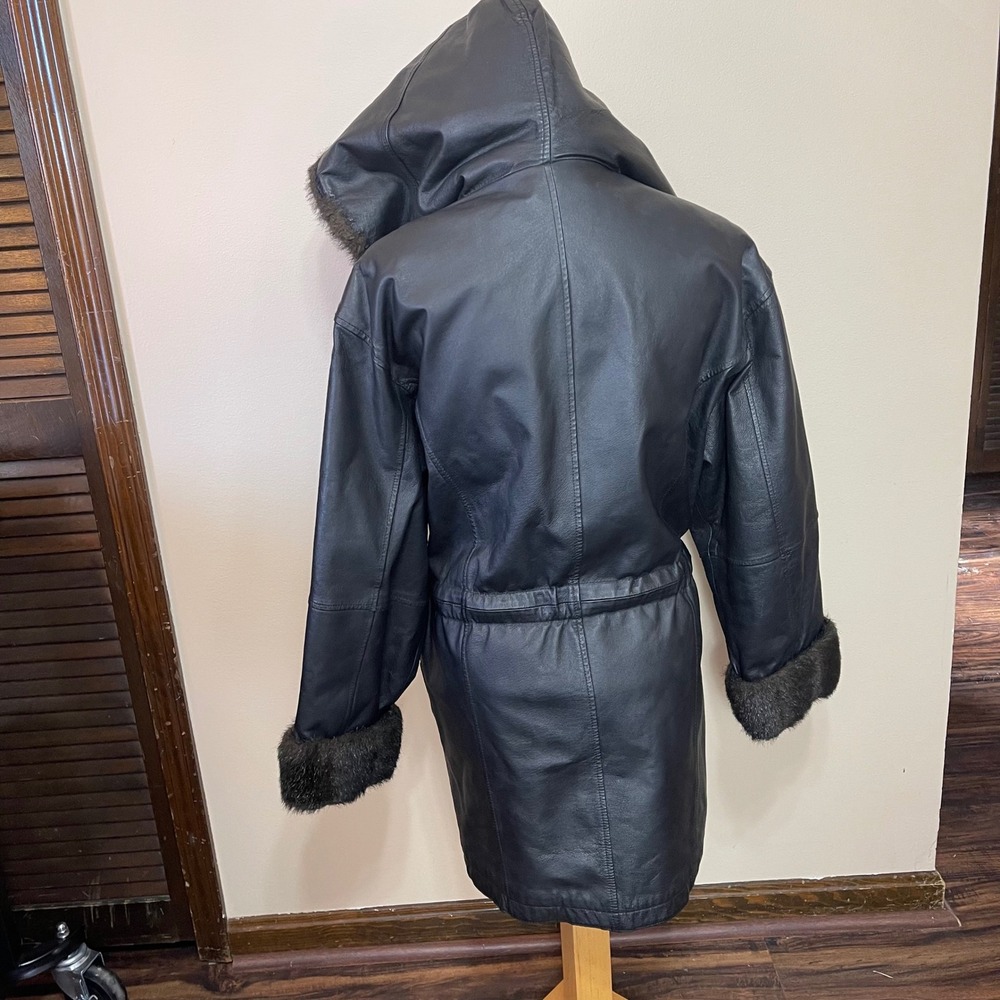 G III Leather Fur Trim Hooded Coat Jacket Black Belted Women's Size S - Picture 5 of 12